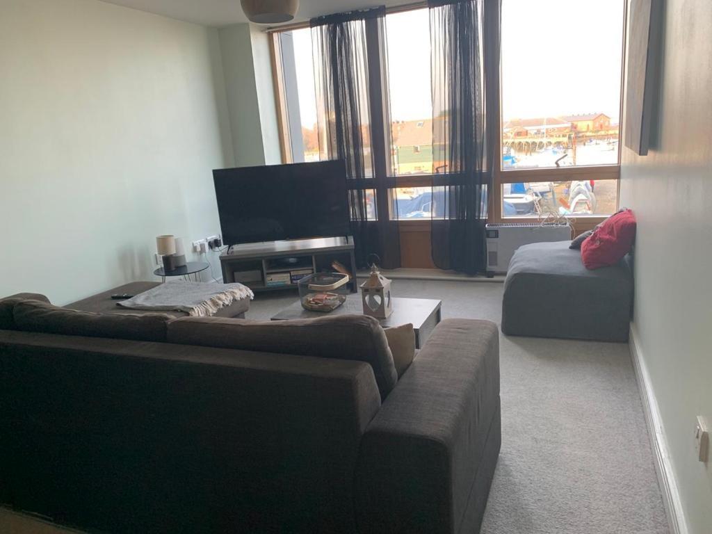 Stunning Marina Apartment Gosport Portsmouth Buitenkant foto